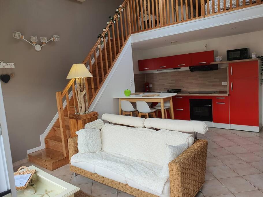 Charmante Maison 1 Chambre Avec Terrasse N'1 equihen Plage Bagian luar foto